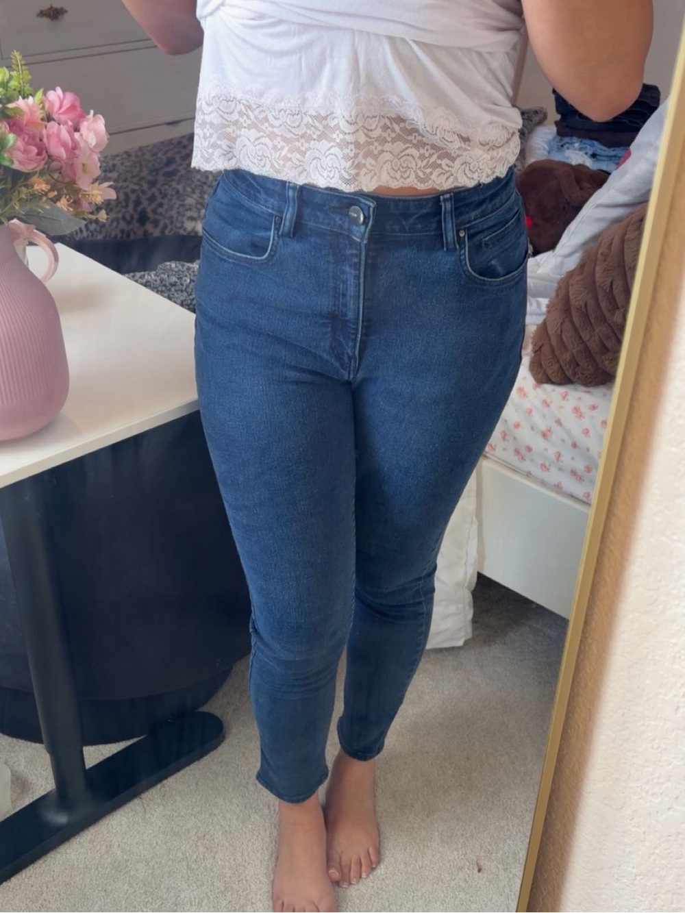 Aritzia TEN Mid-Rise Skinny Jeans